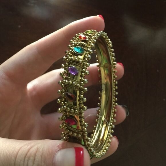 🌹1  hr sale🌹Cache bracelet 🌸 - Picture 1 of 4